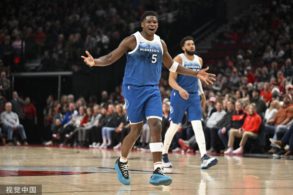 场比赛中更 场比赛中更