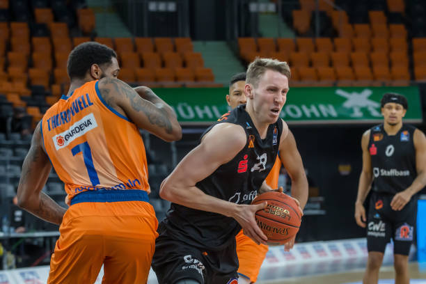 多样化的战 多样化的战