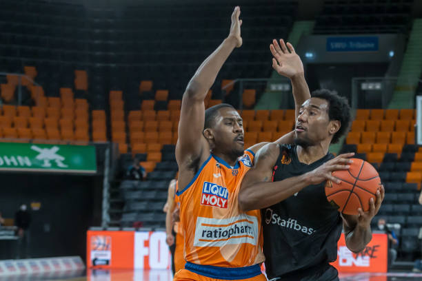 令人瞩目的 令人瞩目的